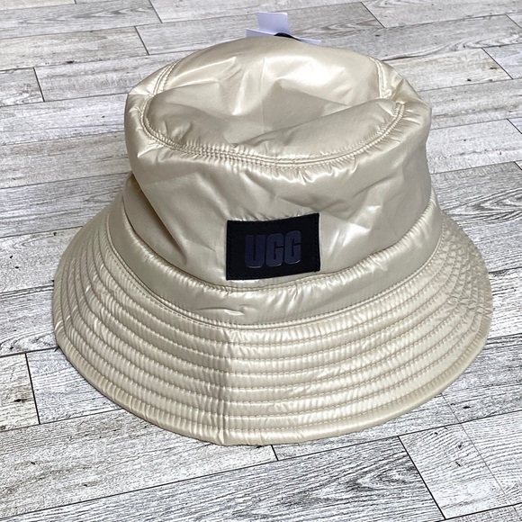 NWT✨UGG®Water Resistant Bucket Hat Ivory - Picture 3 of 8